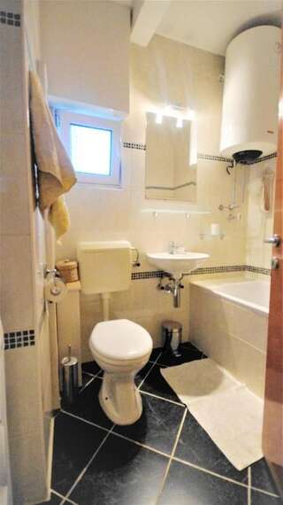 Апартаменты Apartment Bajovic Будва Апартаменты с 2 спальнями-11